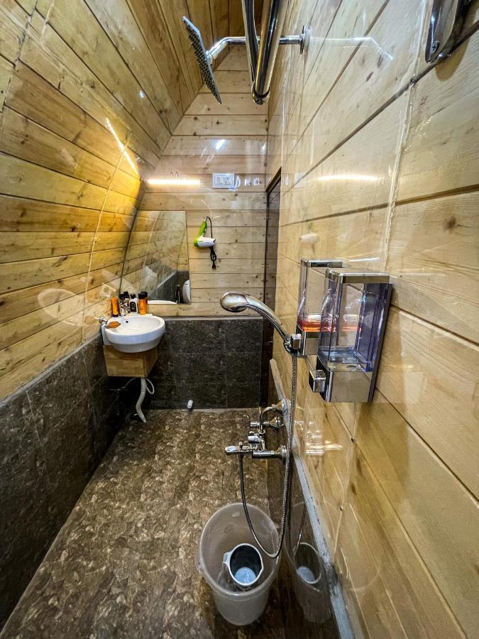 Cozy Capsules - Modern Hut Panzió Kukkal Kültér fotó