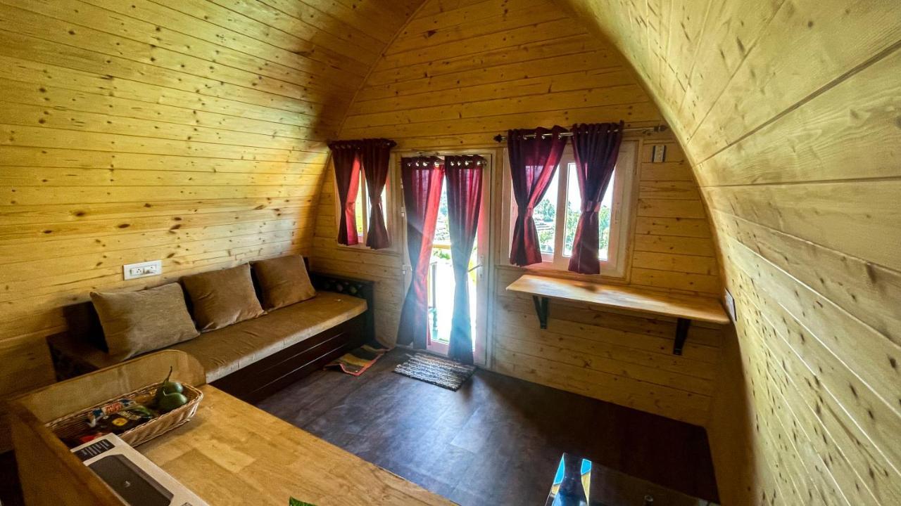 Cozy Capsules - Modern Hut Panzió Kukkal Kültér fotó